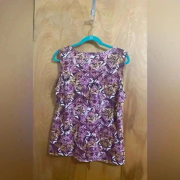 Liz and Co scoop neck tank top triangular and floral pattern - Picture 7 of 12